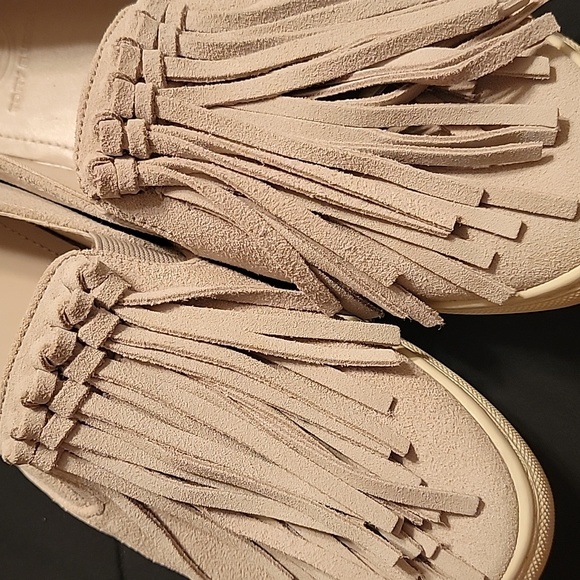 Tory Burch Fria Fringe Suede Slip On - Picture 4 of 6